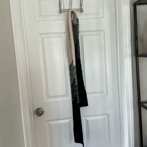 Lululemon knit scarf